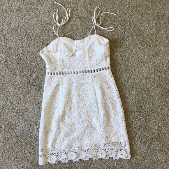 Size S White Lace Dress Tank top F21 - Picture 2 of 2